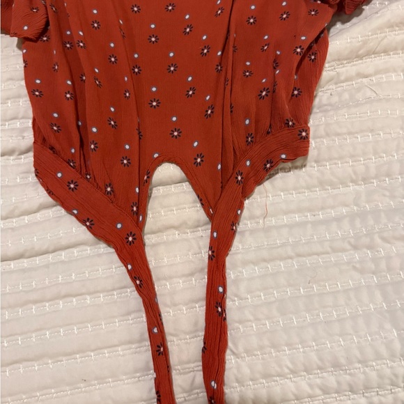 Two piece set - Picture 5 of 11